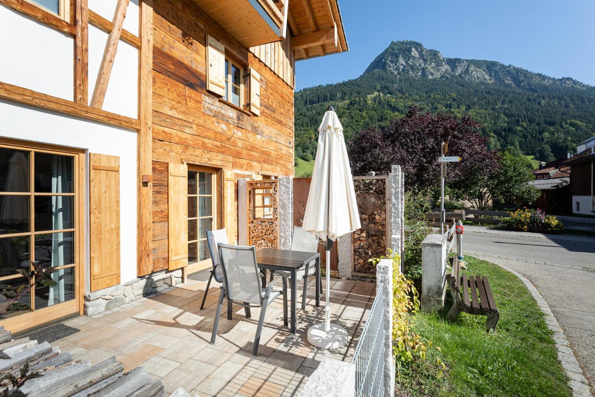 "Fewo Am Dorfplatz" - Annehmlichkeiten Von 4-Sterne Familien-Und Wellnesshotel Viktoria Koennen Mitgenutzt Werden Oberstdorf Exterior foto